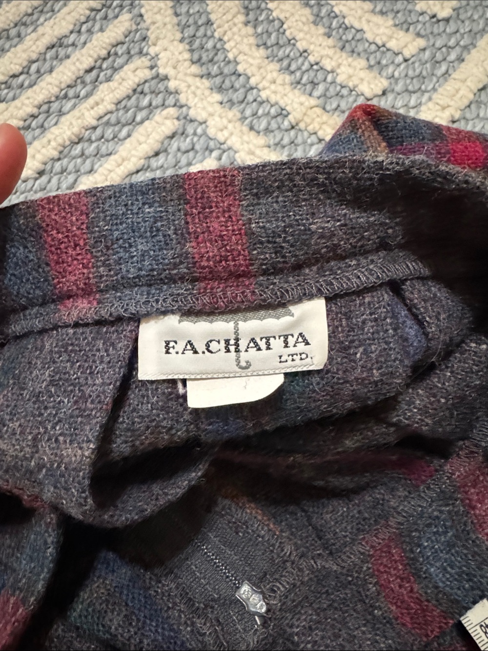 Vintage 70s 80s F.A. Chatta 100% Wool Plaid Pleated Midi Skirt USA Size 12 - Picture 4 of 6